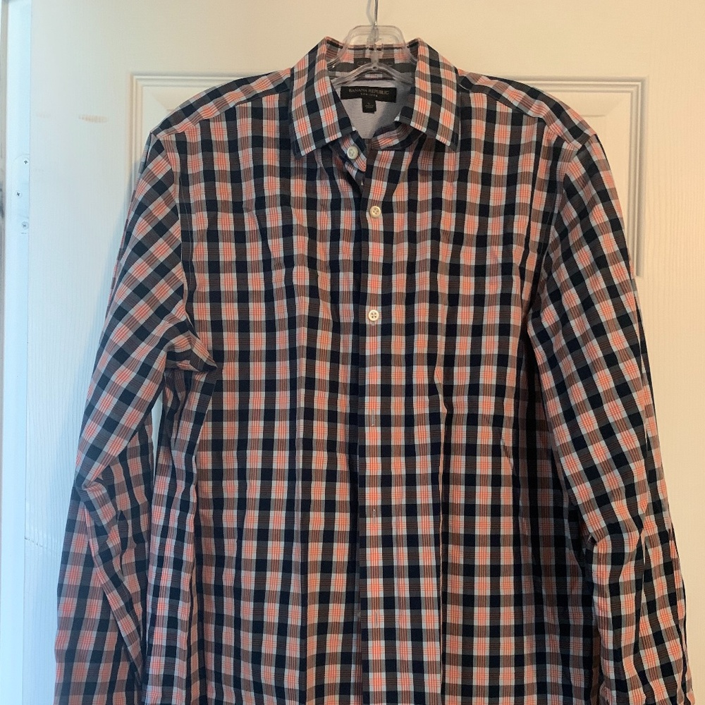 Banana Republic Men’s Large, Camden Fit Shirt, Red-Blue Plaid, Like New